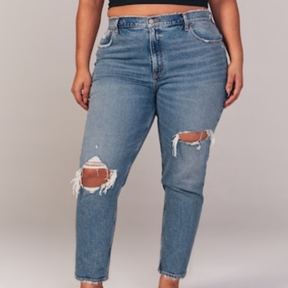 Abercrombie | Curve Love Mom Jeans - Picture 7 of 8